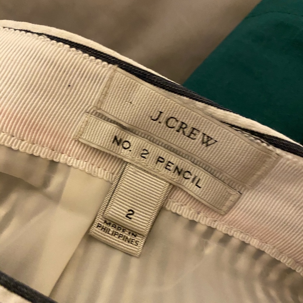 Seer Sucker Pencil Skirt - Picture 7 of 12